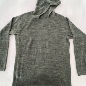 PAKA - Men's Green Hooded Sweater